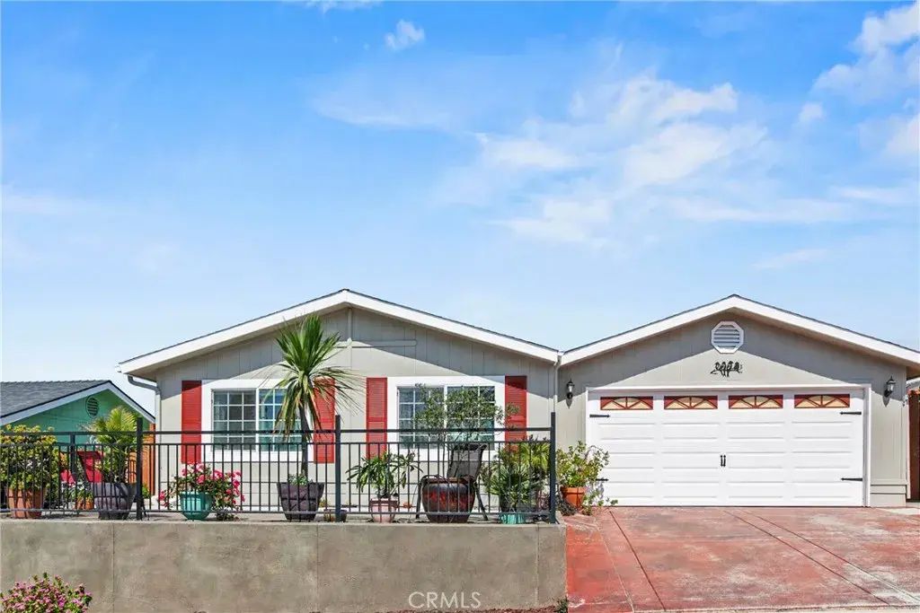 977 S Ridge View, Santa Maria