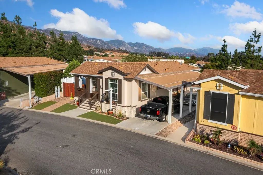 15455 Glenoaks 557, Sylmar