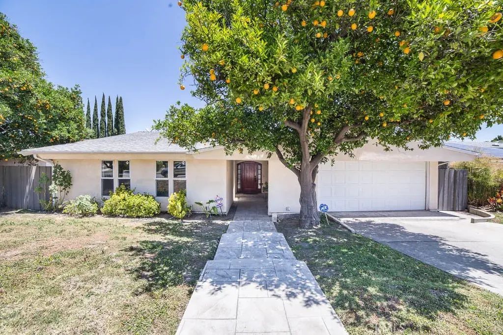 12818 Meadowlark Avenue, Granada Hills