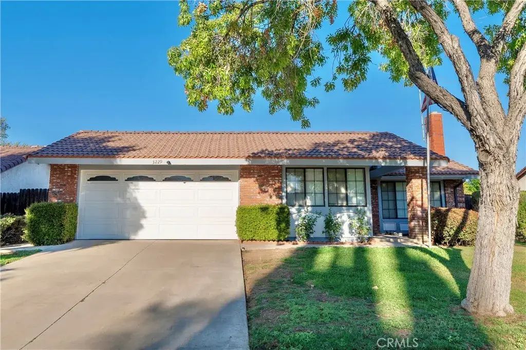 3229 Toro Way, Riverside