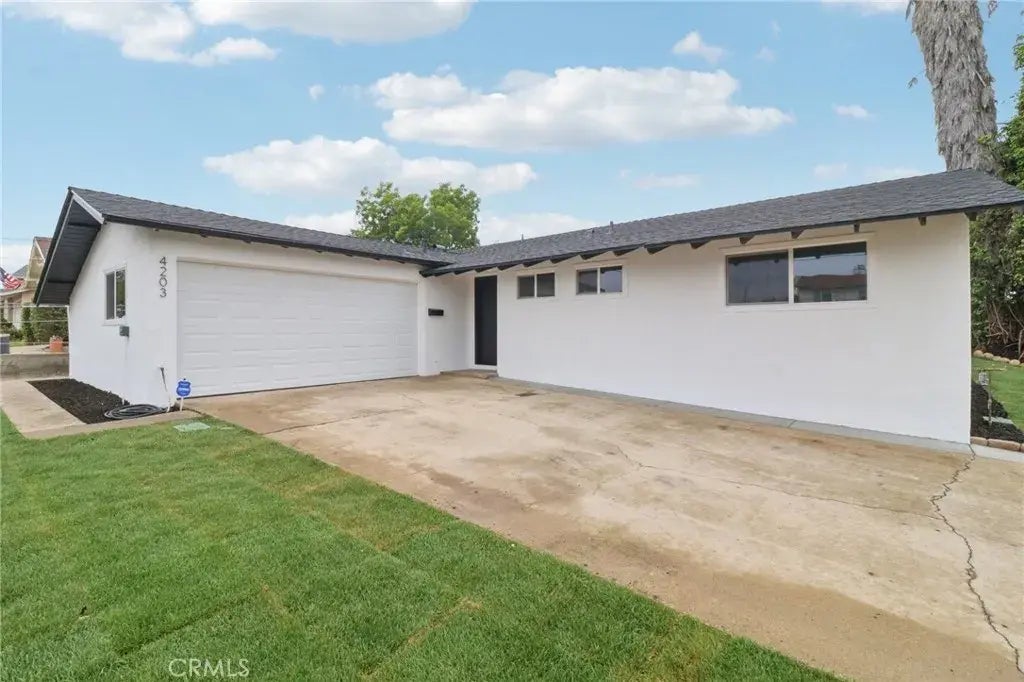 4203 Tolowa Street, CLAIREMONT