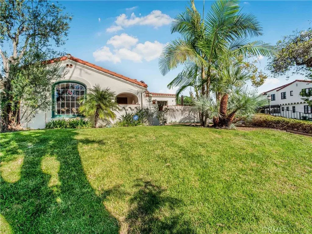 3900 Myrtle Avenue, Long Beach