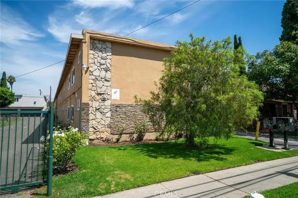 1003 W Bishop Street, Santa Ana