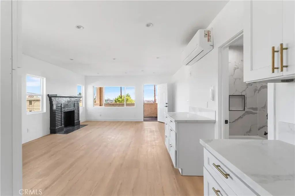 301 Cabrillo 303, San Pedro