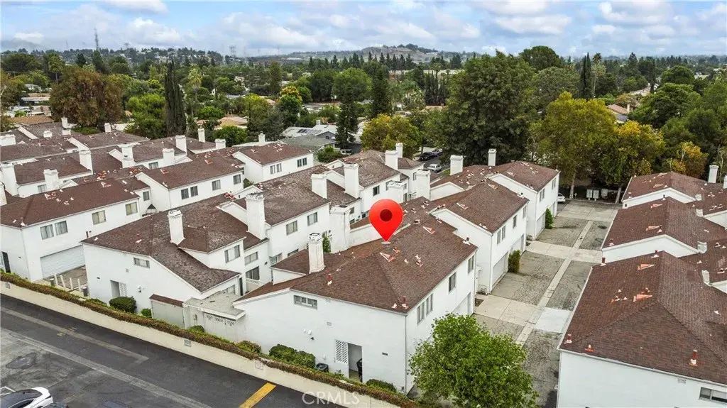 16857 San Fernando Mission Boulevard 24, Granada Hills