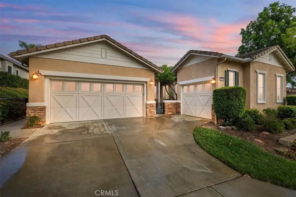 23833 Fawnskin Drive, Corona
