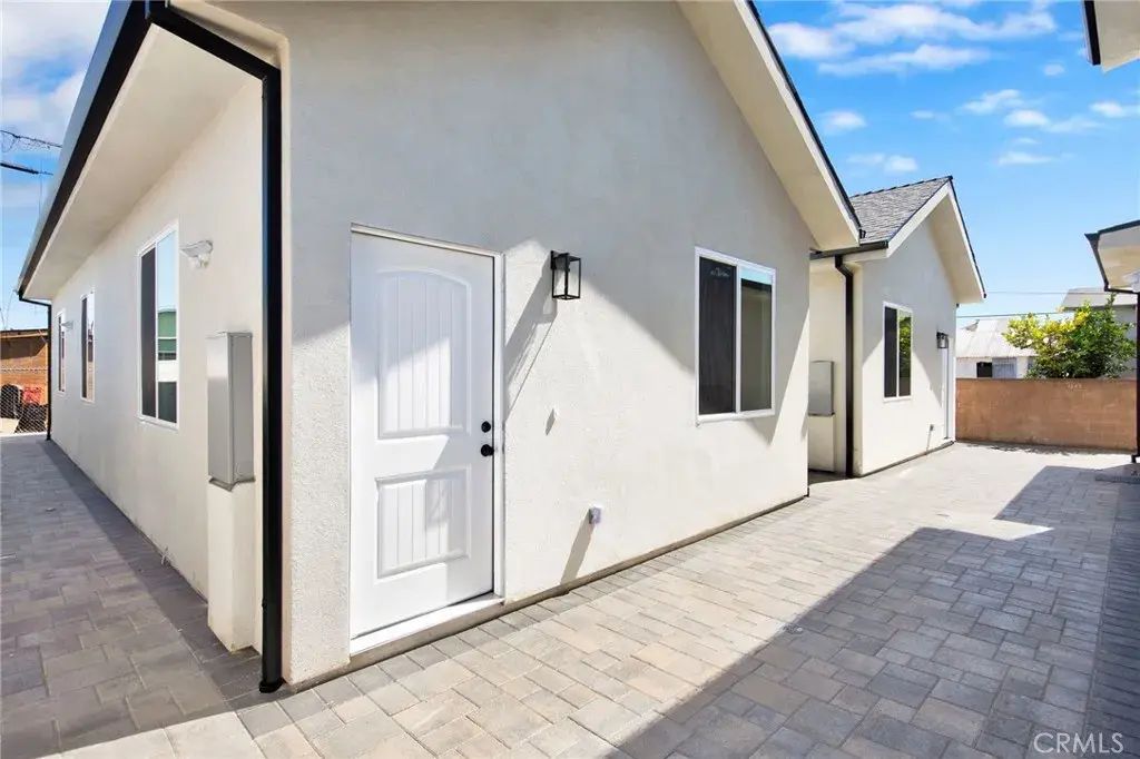 6710 Saint Clair Avenue, North Hollywood