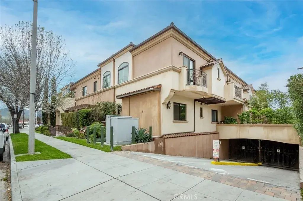 201 N Reese Place 207, Burbank