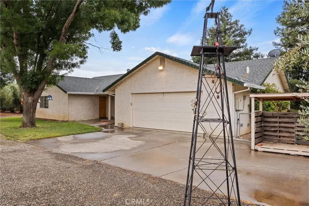 24235 Moon, Corning