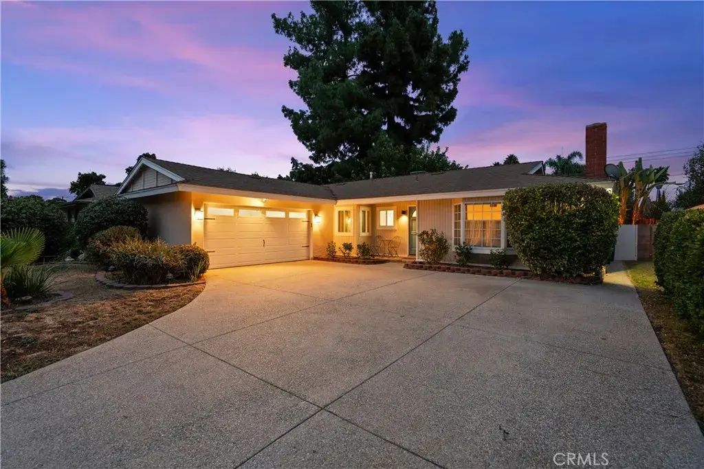 7322 Asman Avenue, West Hills
