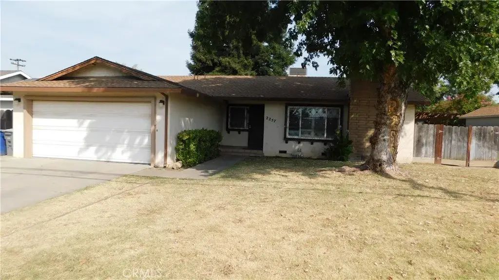 2257 E Olive, Merced