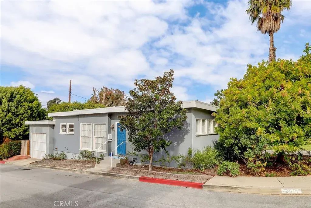 2918 Walnut Avenue, Manhattan Beach