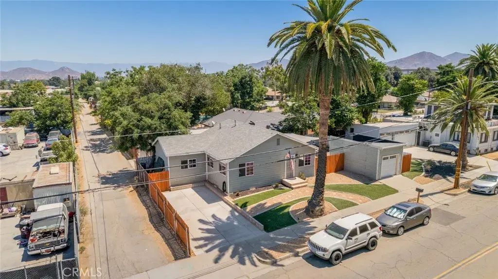 3643 Poplar Street, Riverside