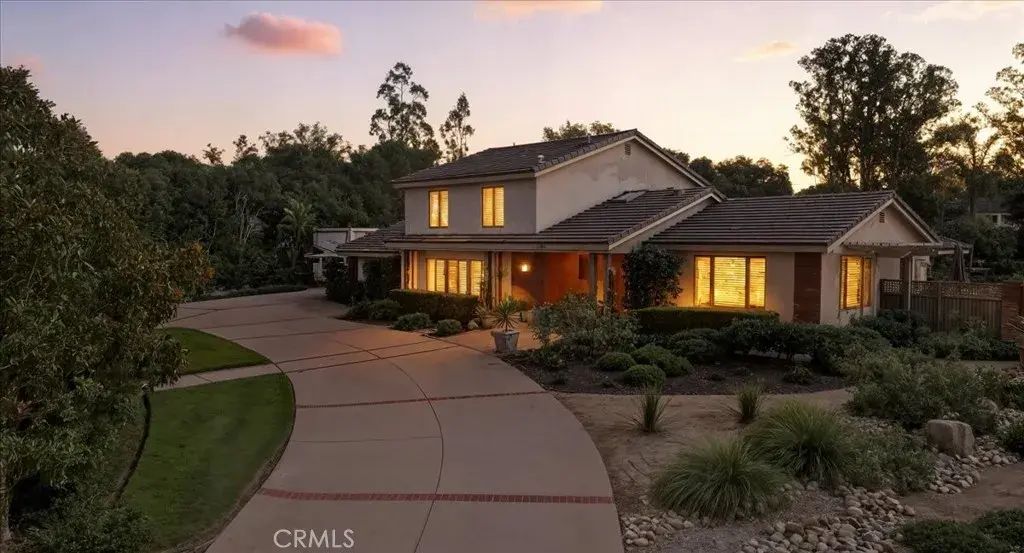 2218 Glacier, Santa Maria