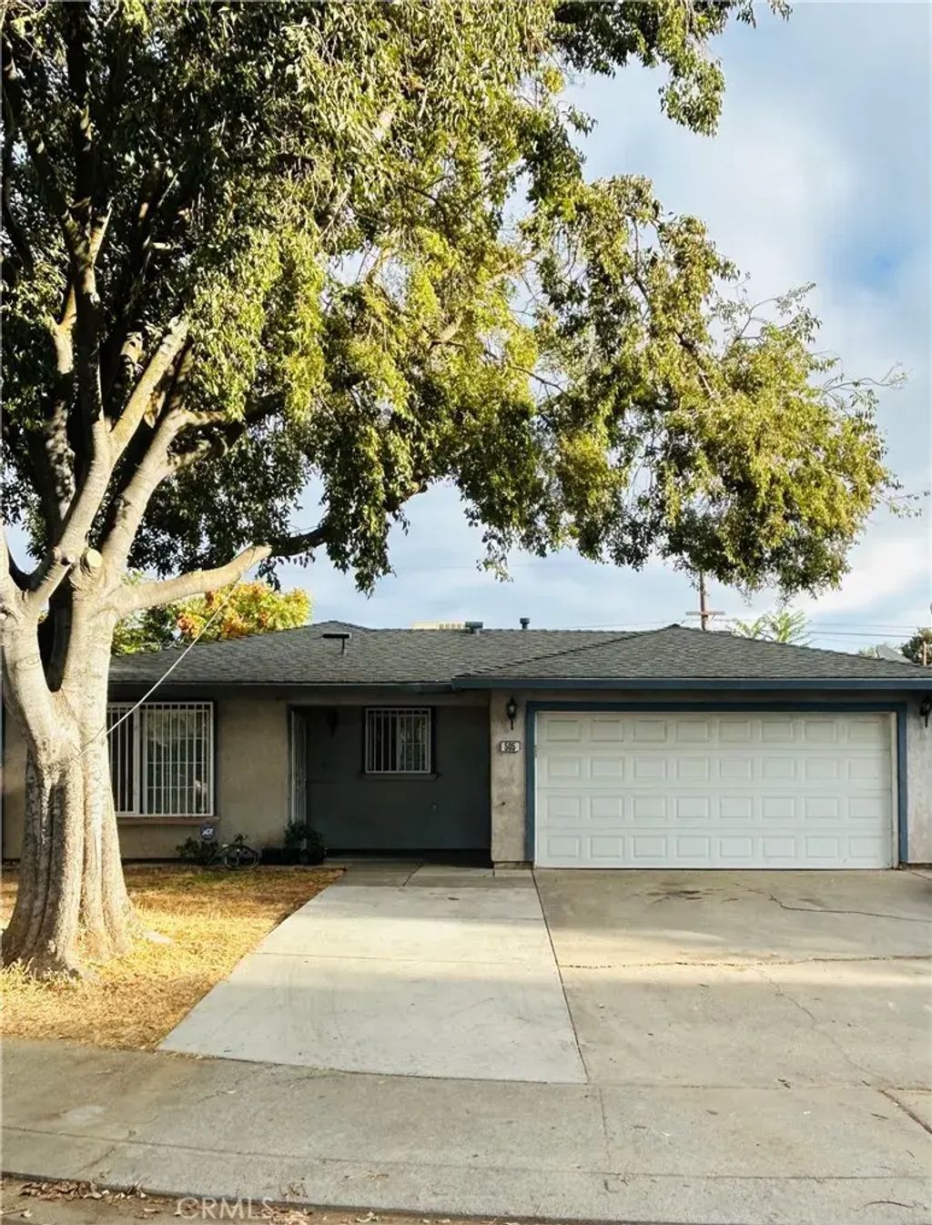505 Mount Everest, Modesto