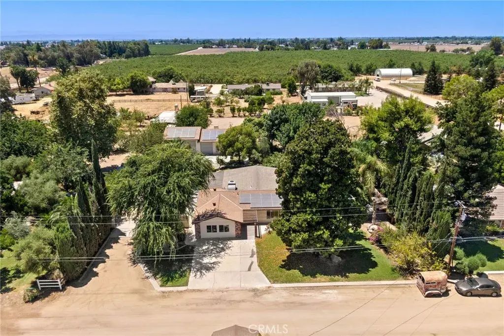 921 Christian Avenue, Bakersfield