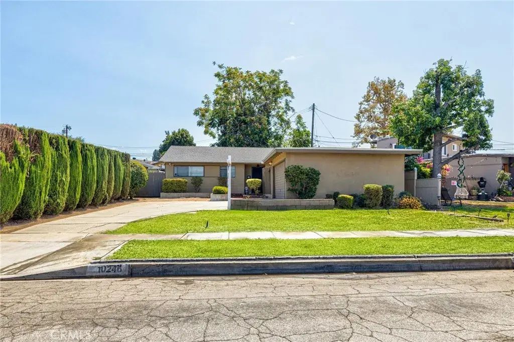 10246 Parkinson, Whittier