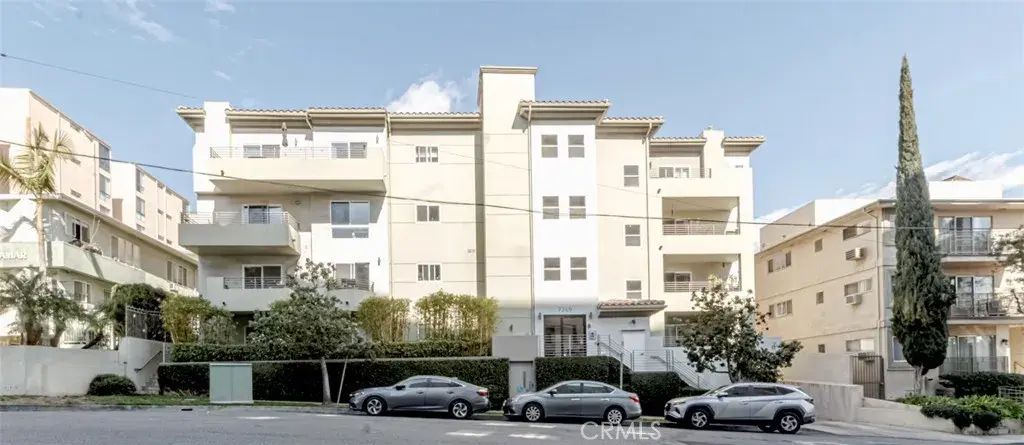 7249 Franklin Avenue 205, Hollywood Hills