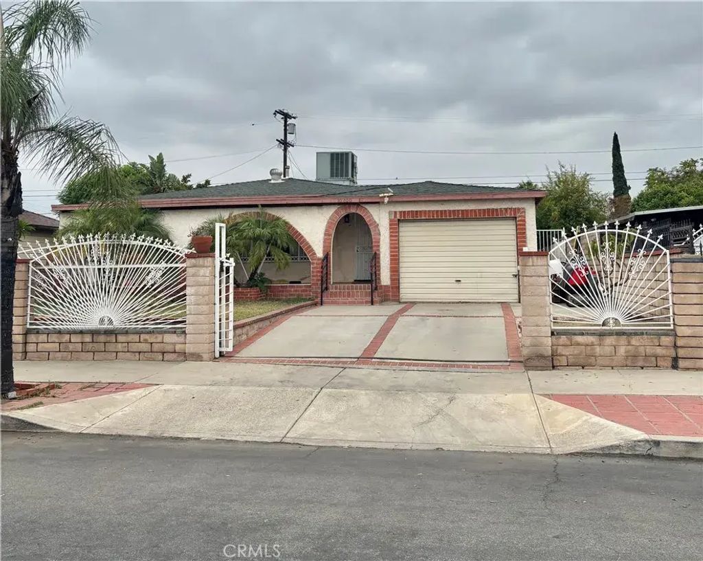 10200 Rincon Avenue, Pacoima