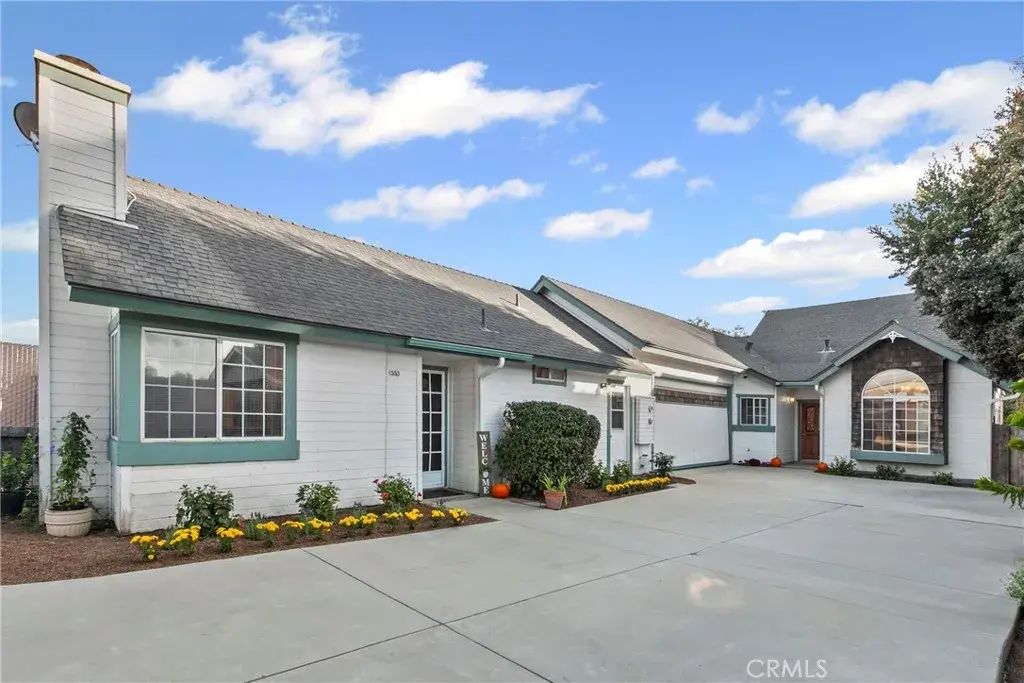 1553 Palace, Oceano