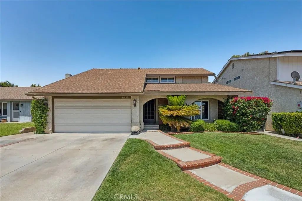 21827 Centurion Way, Saugus