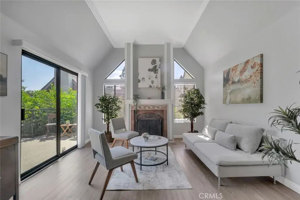 1809 Peyton Avenue 313, Burbank