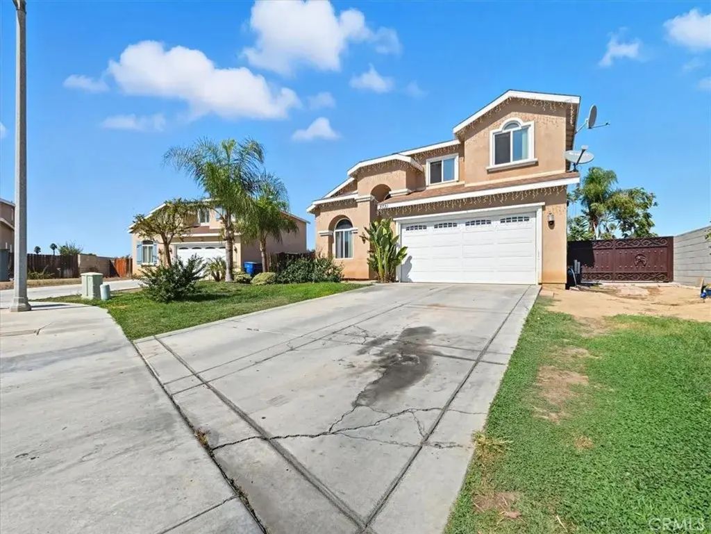 8731 Metta Cir, Riverside