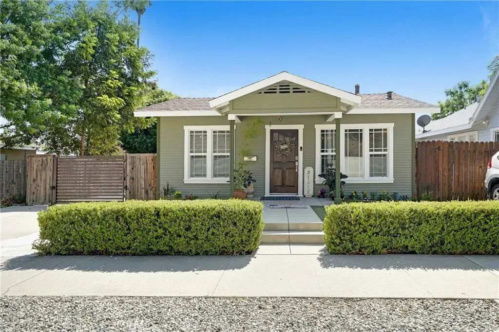 1982 Corson Street, Pasadena