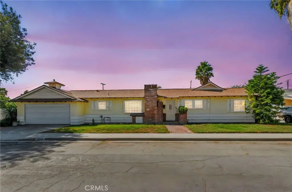 6985 Malibu Drive, Riverside