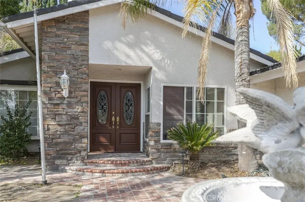 23030 Conde Drive, Newhall