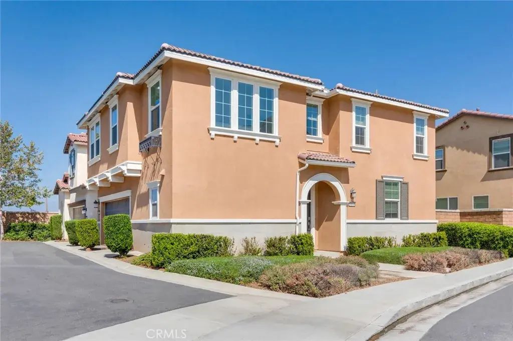 20046 Red Rock Avenue, Riverside
