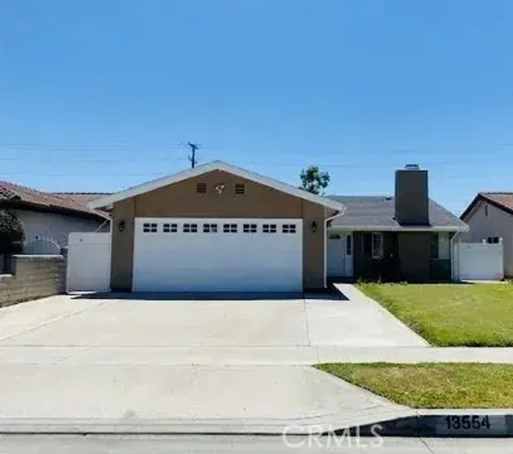 13554 Elgers Street, Cerritos