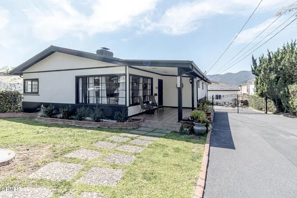 2920 Fairmount Avenue, La Crescenta