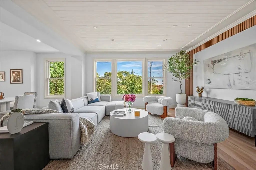 608 Baldwin Court, Sierra Madre