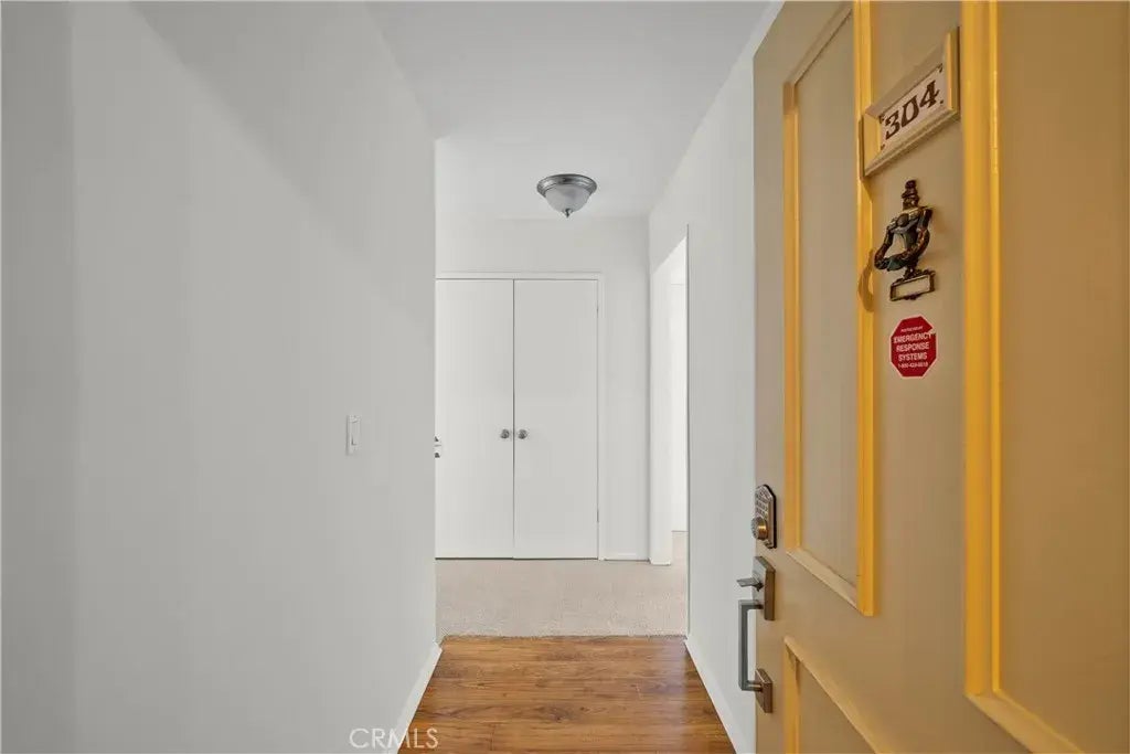 12720 Burbank Boulevard 304, Valley Village