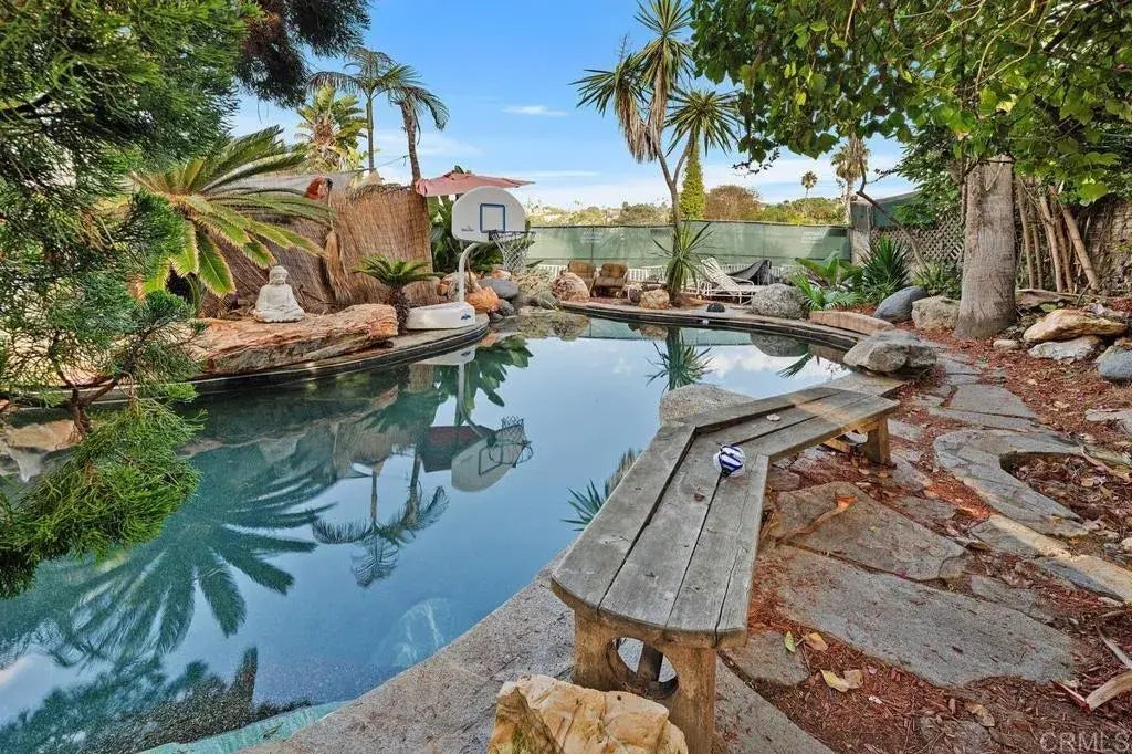 515 Neptune Avenue, Encinitas