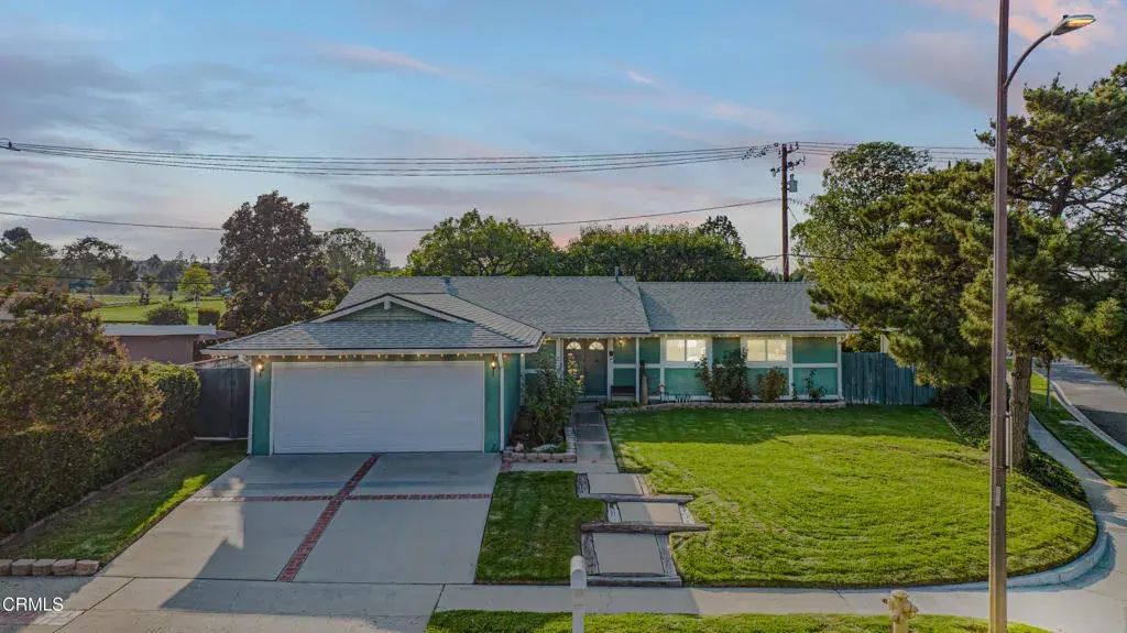 961 Hudspeth Street, Simi Valley