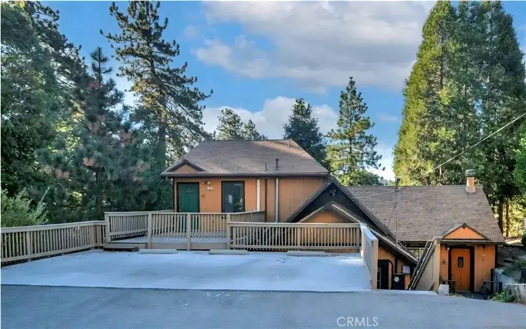 21962 Elliot, Cedarpines Park