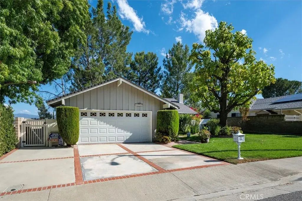 22346 Cheraw Drive, Saugus