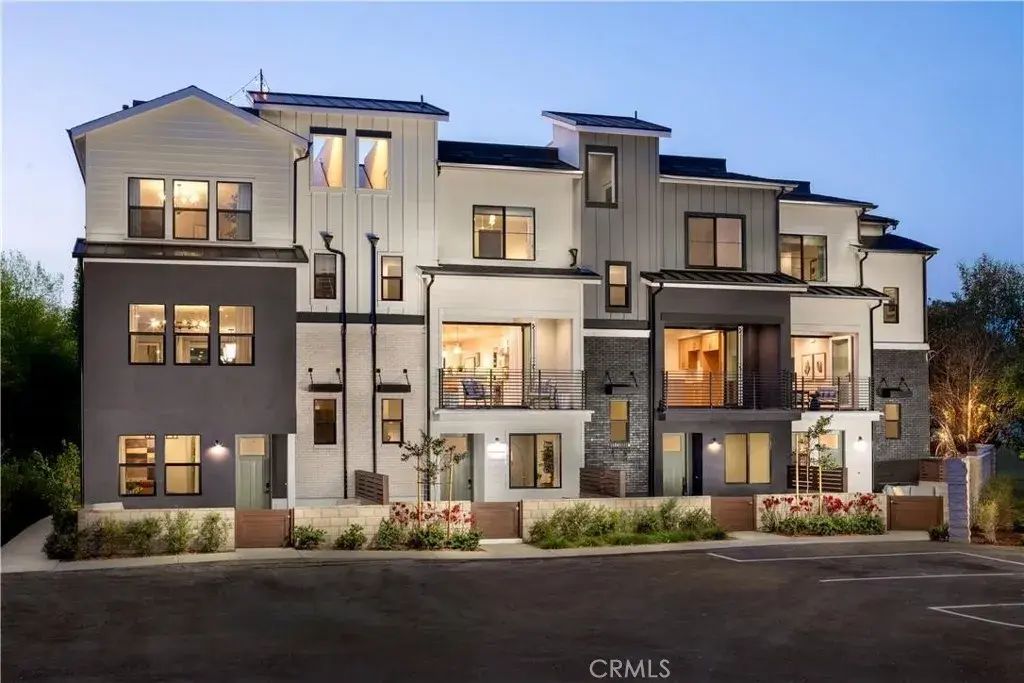 19051 Main Street 101, Huntington Beach