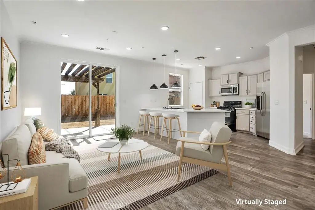 1338 Apple Court, Madera