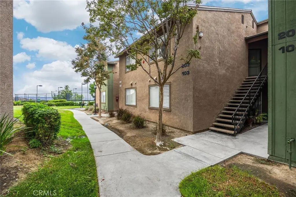 2600 Avenida Del Vista F203, Corona