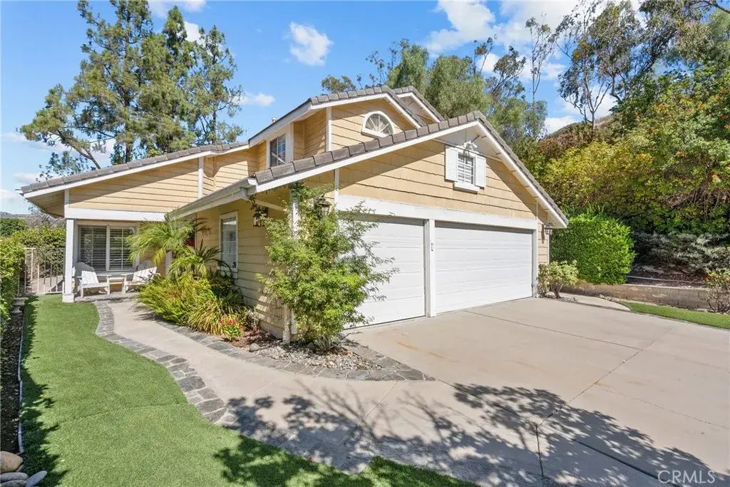 7231 Spring, West Hills