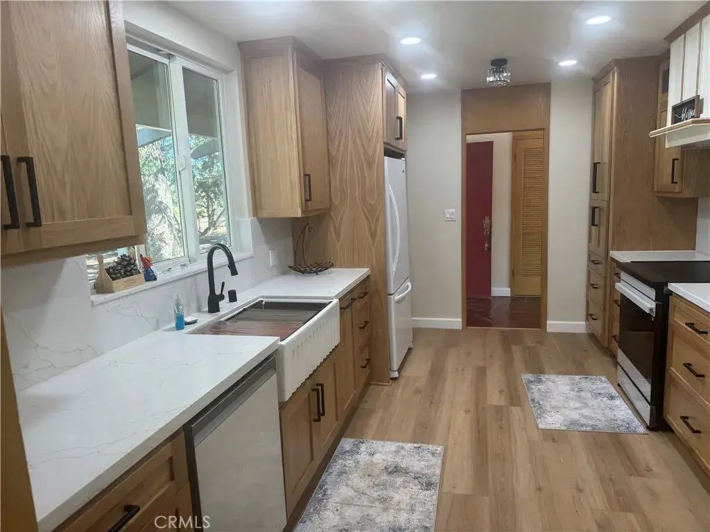 4501 Nielson, Phelan