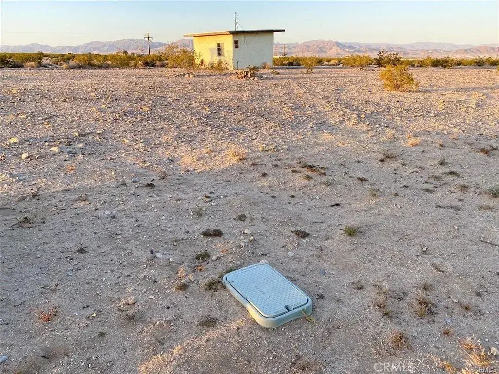 Pole Line Rd, 29 Palms