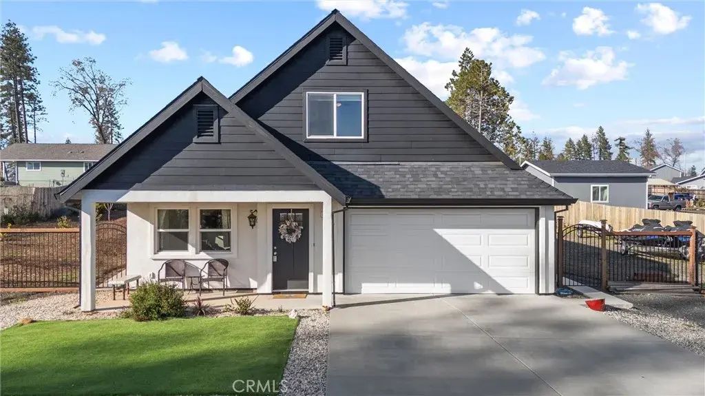 495 Castle Drive, Paradise