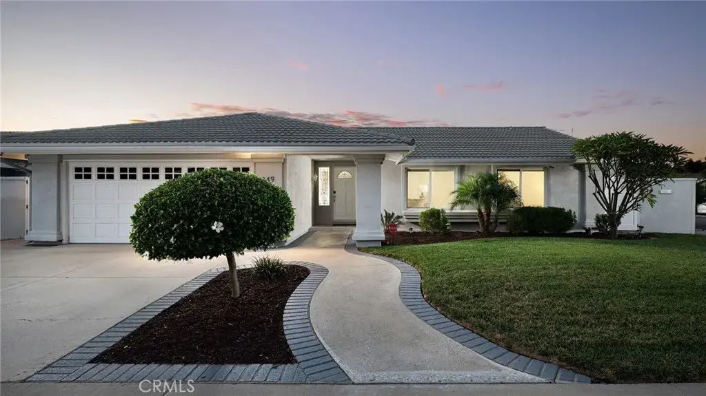 349 E Meadowbrook Ave., Orange