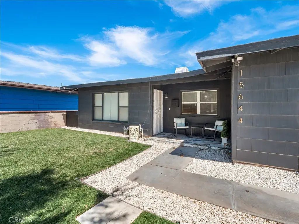 15644 M Street, Mojave