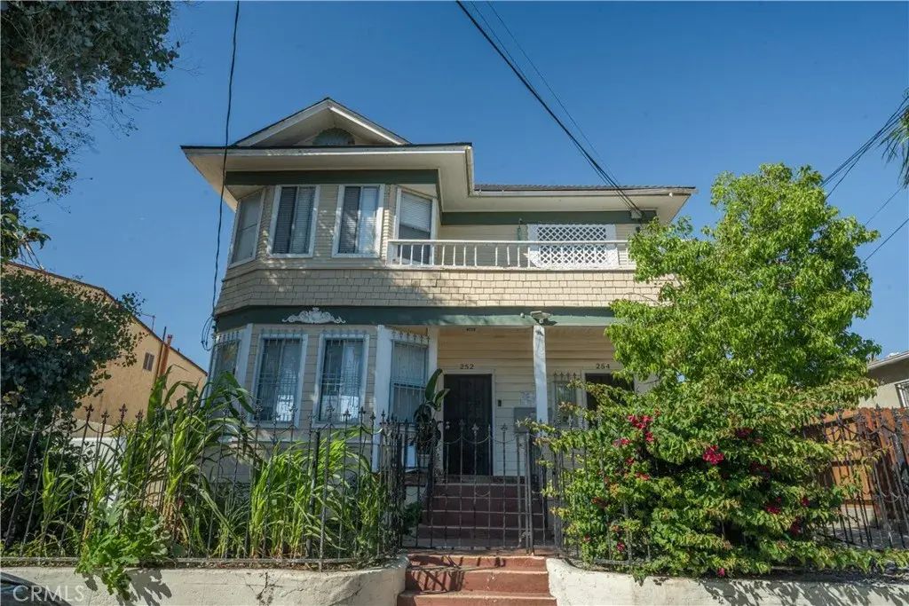 252 W 11th, San Pedro