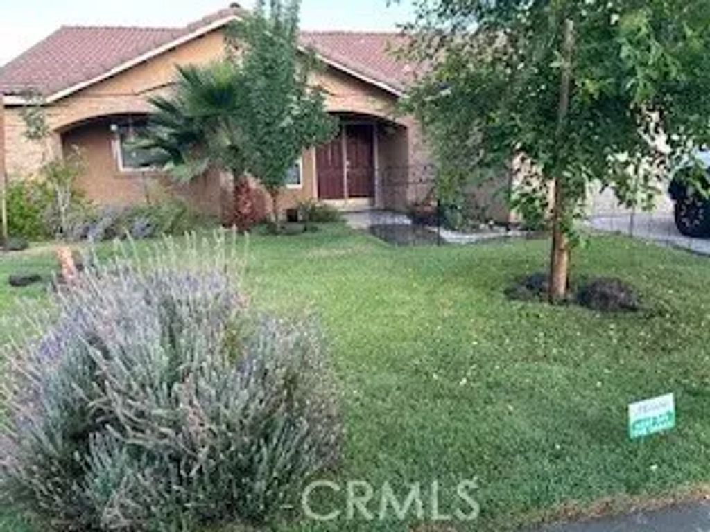 220 S Double Tree, Madera